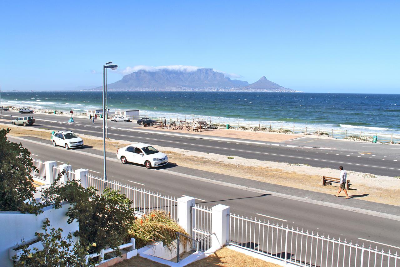 Cap Du Mont Cape Town Apartment Bloubergstrand Bagian luar foto