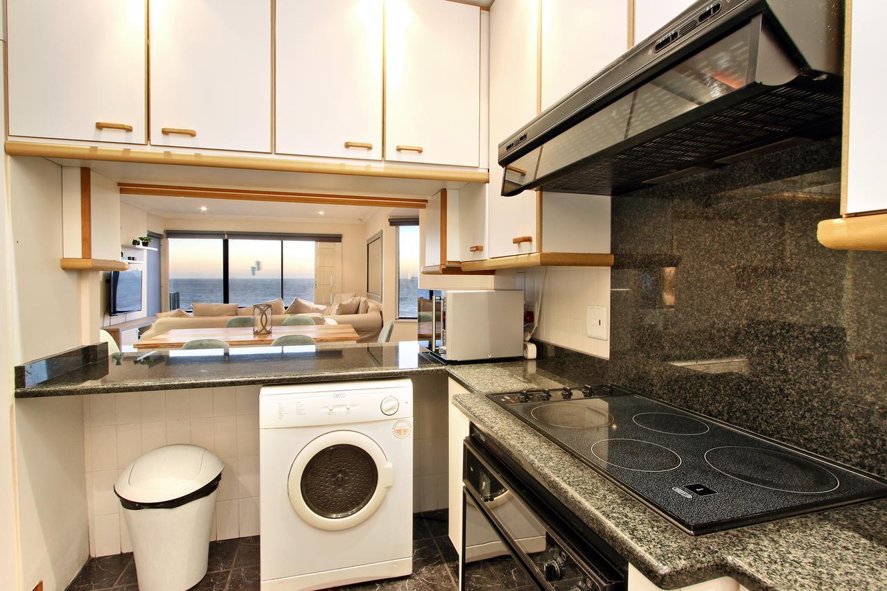 Cap Du Mont Cape Town Apartment Bloubergstrand Bagian luar foto