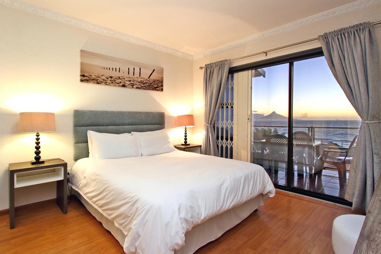 Cap Du Mont Cape Town Apartment Bloubergstrand Bagian luar foto